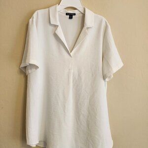 Women's White Collared Short Sleeve M Basics Staples Business Casual Normcore